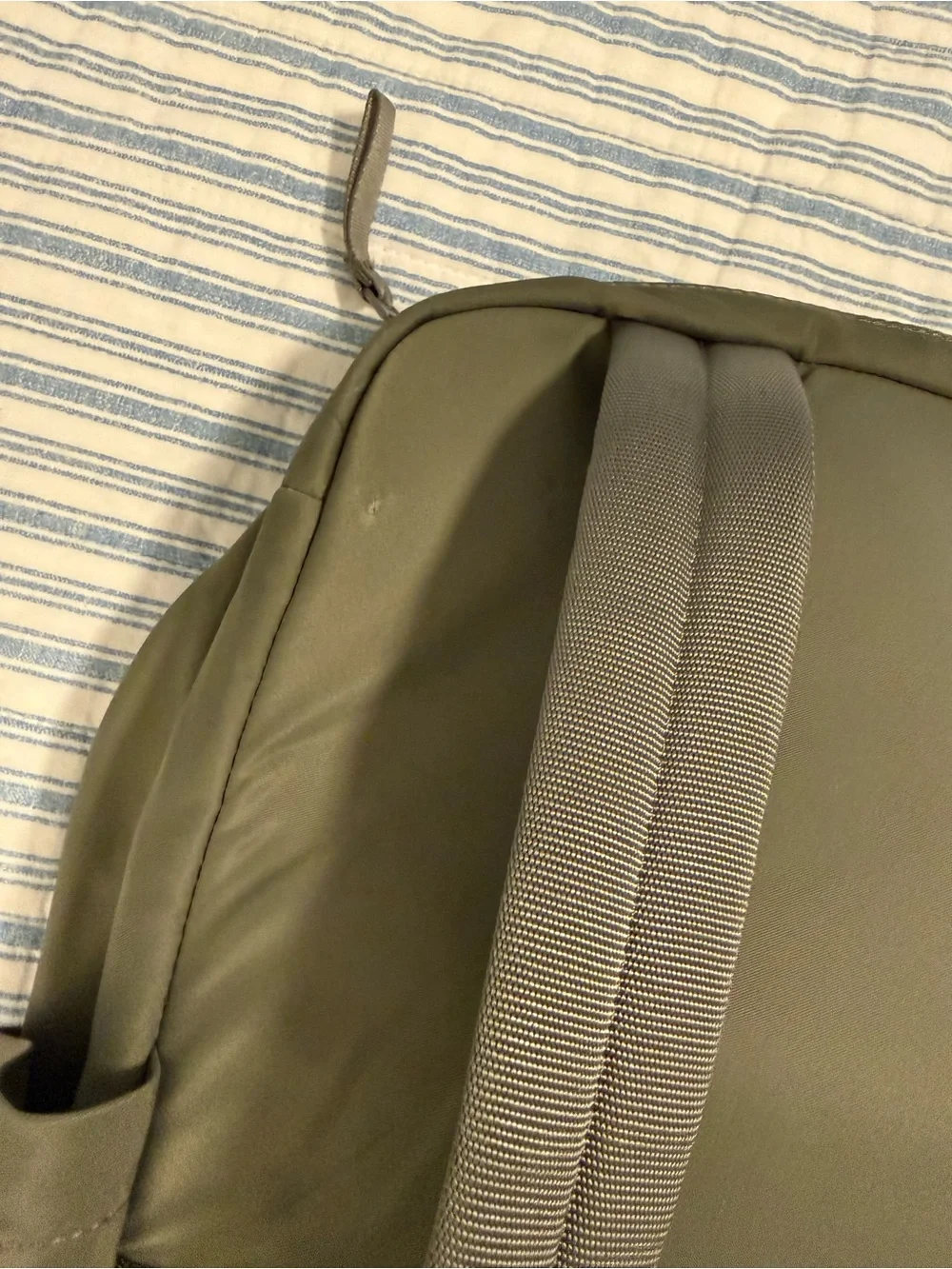 lululemon athletica sleek olive
